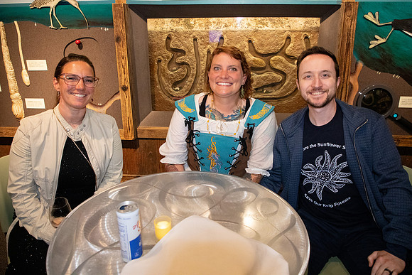 AQVolunteers133_ELL59711