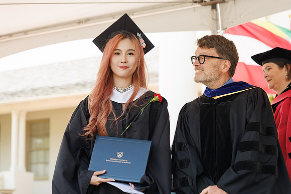 Diplomas070_644A9977