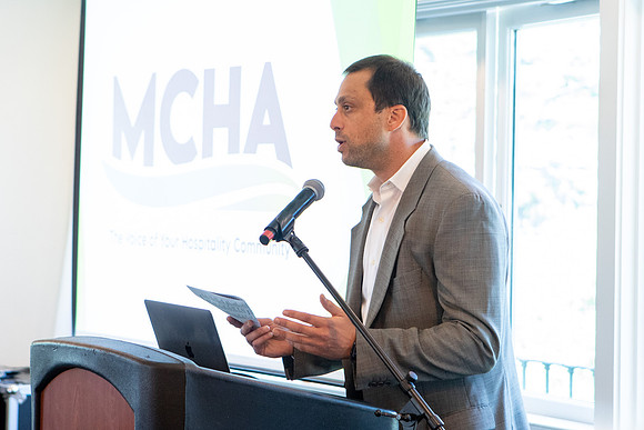 MCHA074_IMG_9214