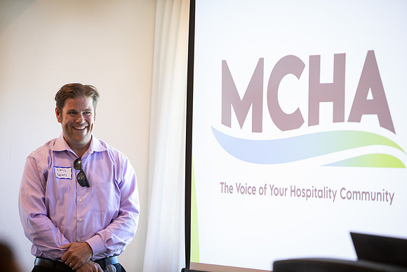 MCHA099_ELL59770