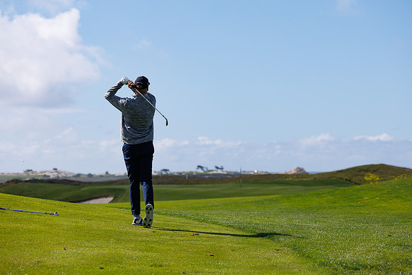 ThuGolf019_644A9658